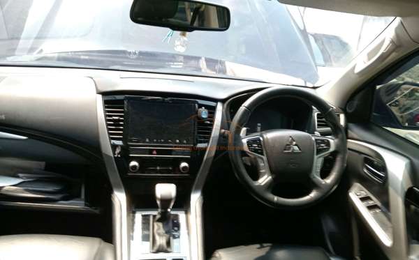 MITSUBISHI PAJERO SPORT 2.4L DAKAR-L (4X2)