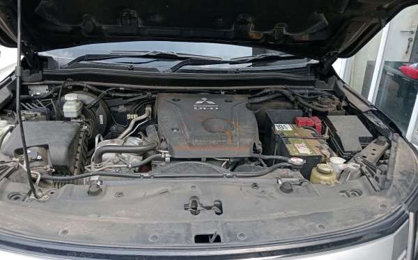 MITSUBISHI PAJERO SPORT 2.4L DAKAR-L (4X2)