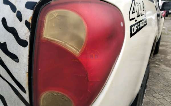 MITSUBISHI STRADA CR 2.8 AM DC GLX (4X4)