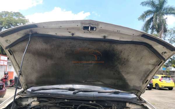 MITSUBISHI STRADA CR 2.8 AM DC GLX (4X4)