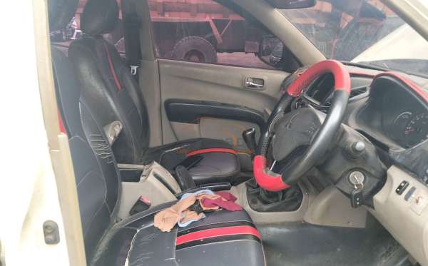 MITSUBISHI STRADA CR 2.8 AM DC GLX (4X4)