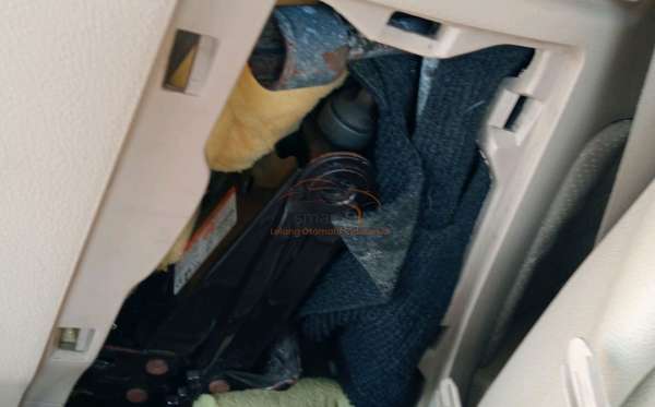 TOYOTA ALPHARD 2.4 X