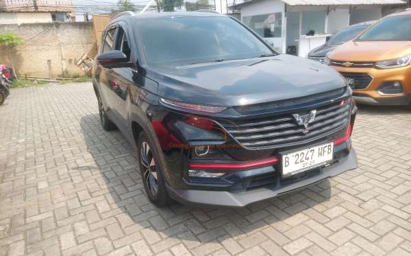 WULING  ALMAZ Almaz 1.5LT LUX + SC CVT (4X2) A/T