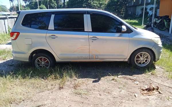 WULING  CONFERO  1.5 (4X2)