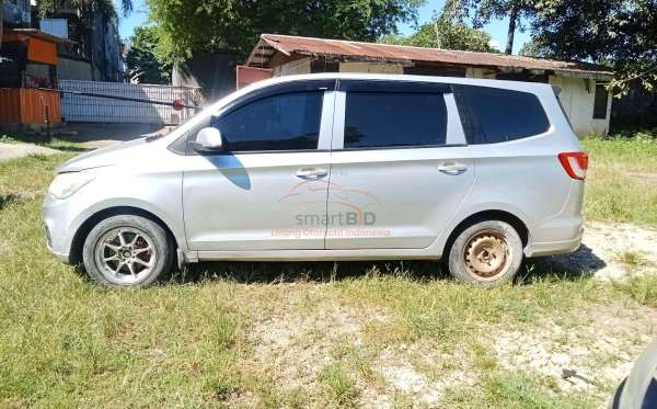 WULING  CONFERO  1.5 (4X2)