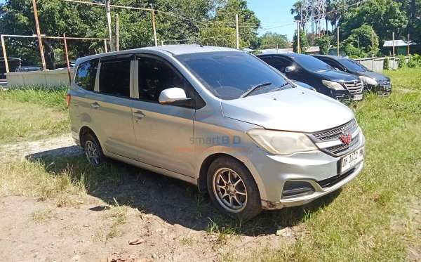 WULING  CONFERO  1.5 (4X2)