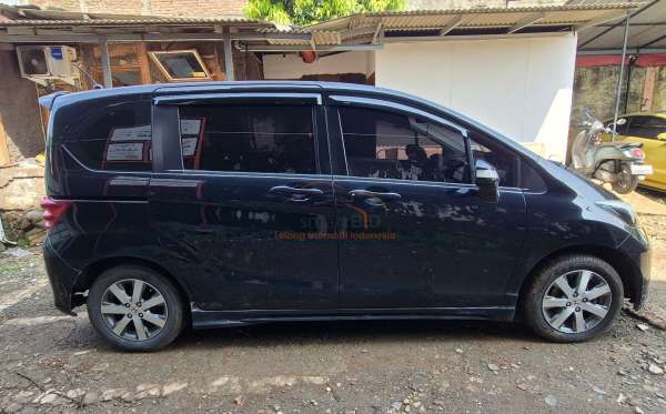 HONDA FREED GB3 1.5 E