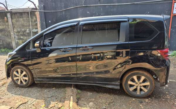HONDA FREED GB3 1.5 E