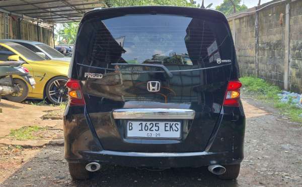 HONDA FREED GB3 1.5 E