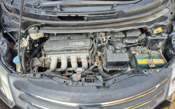 HONDA FREED GB3 1.5 E