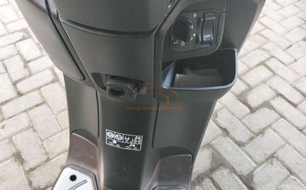 HONDA SCOOPY PRESTIGE