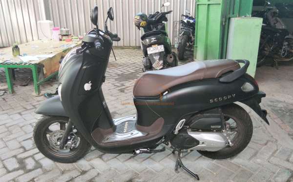 HONDA SCOOPY PRESTIGE