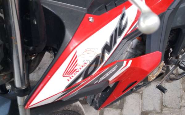 HONDA SONIC 150 R