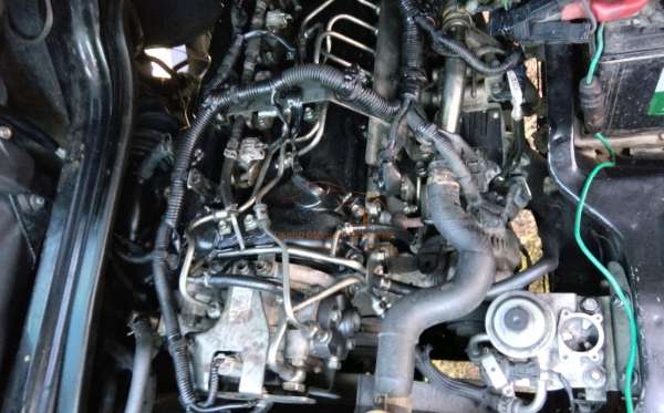 MITSUBISHI  L 300  PU