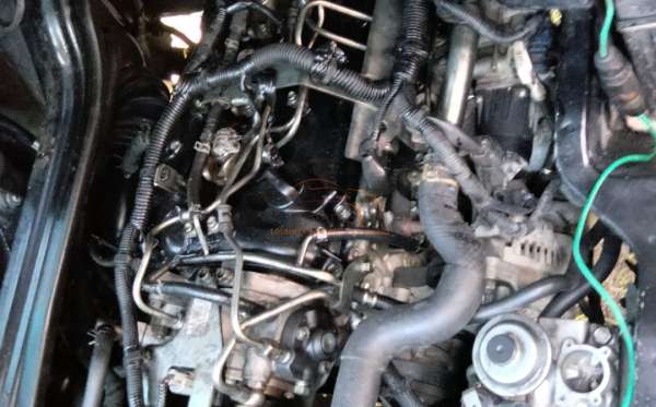 MITSUBISHI  L 300  PU