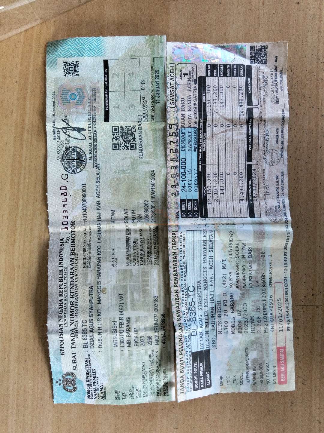 MITSUBISHI  L 300  PU