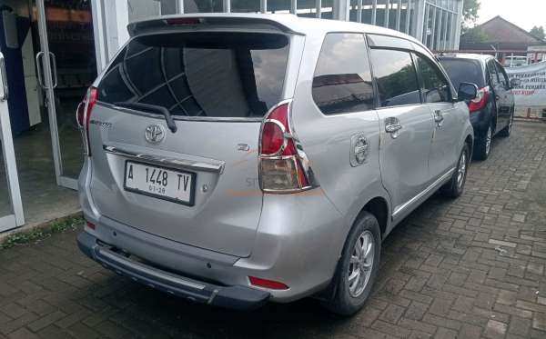 TOYOTA AVANZA 1.3 G