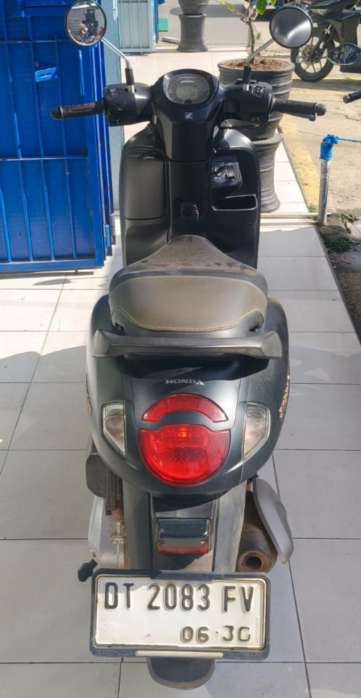 HONDA SCOOPY PRESTIGE
