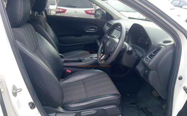 HONDA HRV RU1 1.5 E CVT