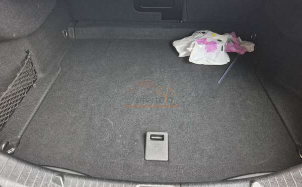 MERCEDES BENZ CLA 200