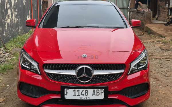 MERCEDES BENZ CLA 200