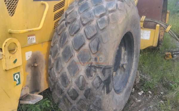 SAKAI VIBRATING ROLLER 5V526D