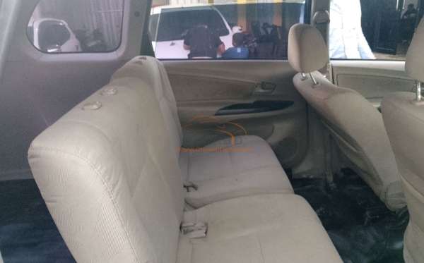 TOYOTA AVANZA 1.3 G