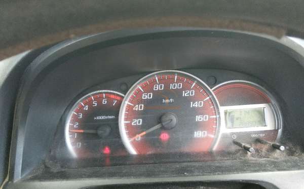 TOYOTA  AVANZA  1.3 G