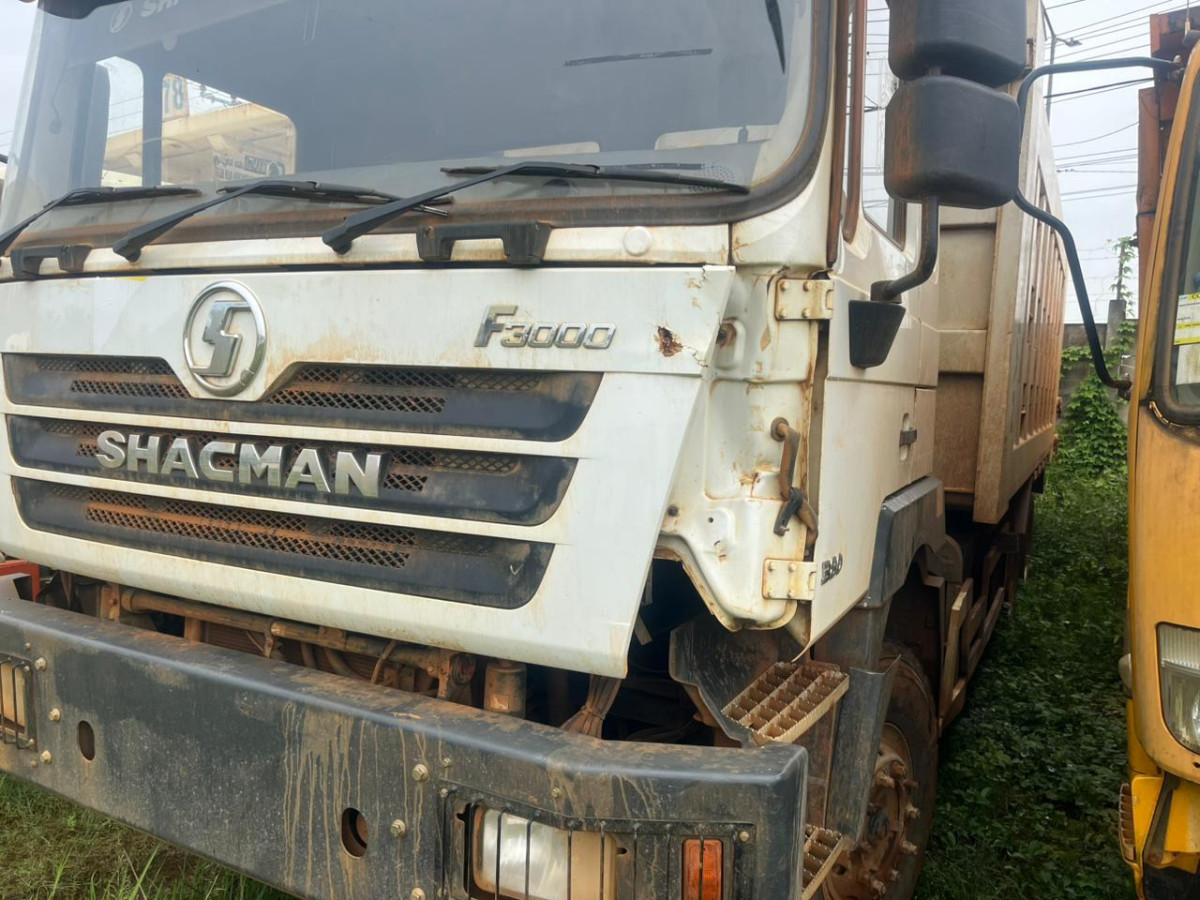 SHACMAN F3000 6X4