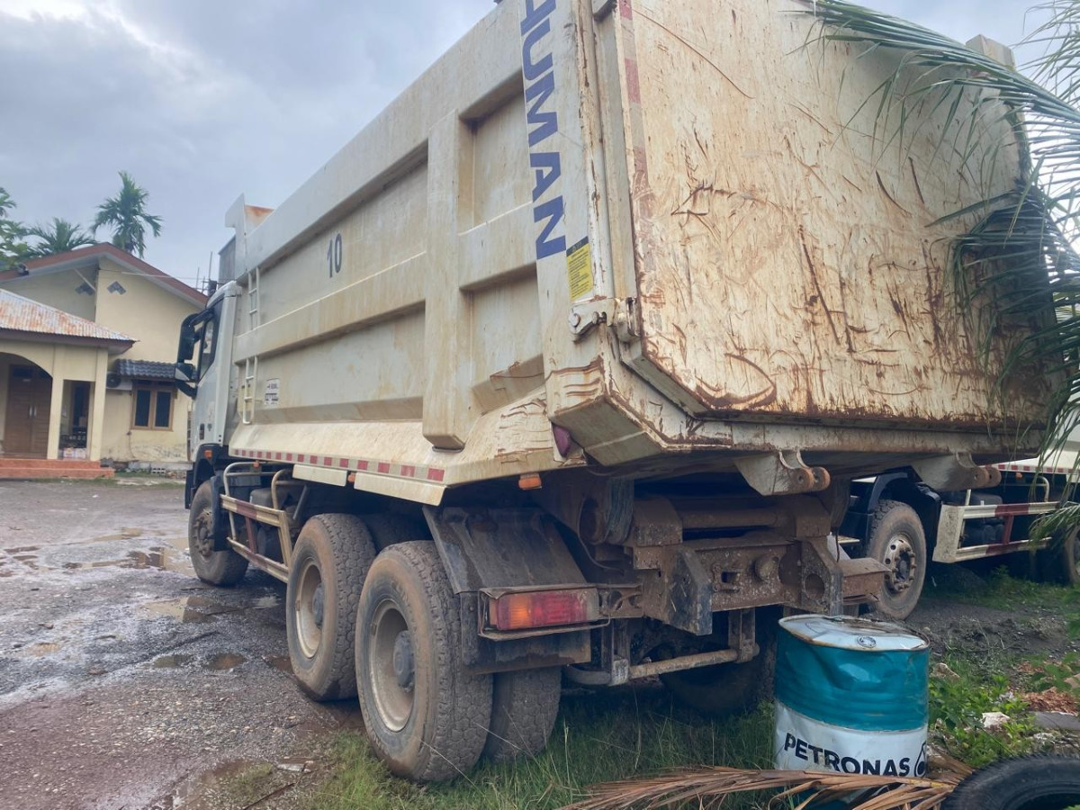 FOTON DUMP TRUCK 6X4 380 HP
