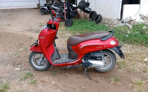 HONDA SCOOPY
