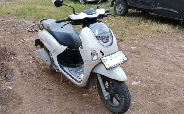 HONDA SCOOPY