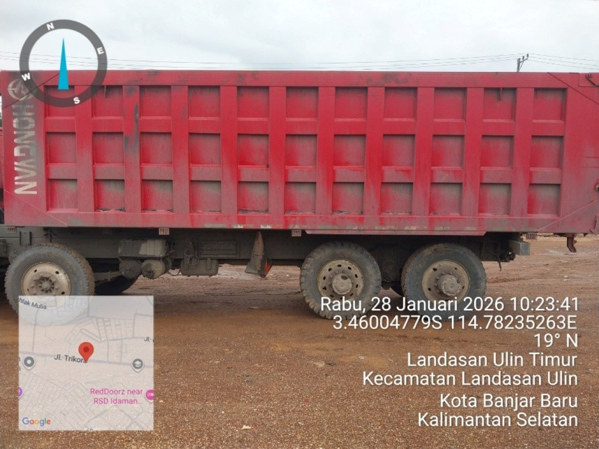 HONGYAN KINGKAN DUMP TRUCK