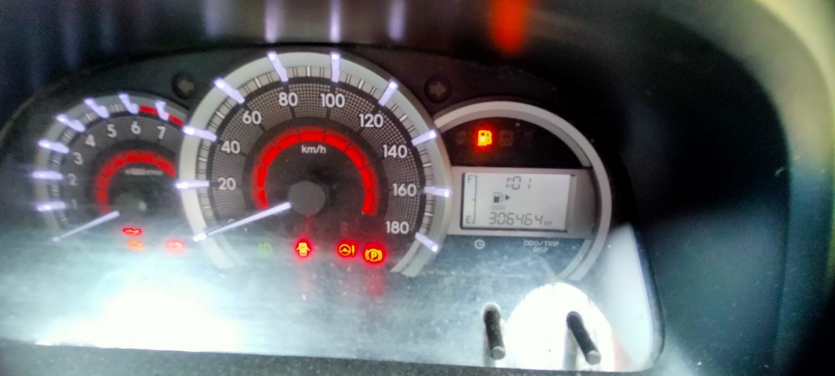 TOYOTA AVANZA  1.3 G