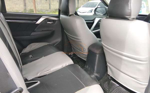 MITSUBISHI PAJERO SPORT 2.5L GLX (4X4)