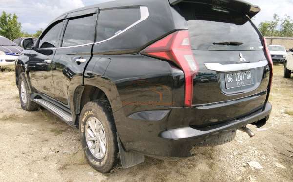 MITSUBISHI PAJERO SPORT 2.5L GLX (4X4)