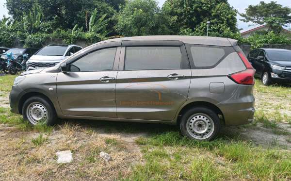 SUZUKI ERTIGA