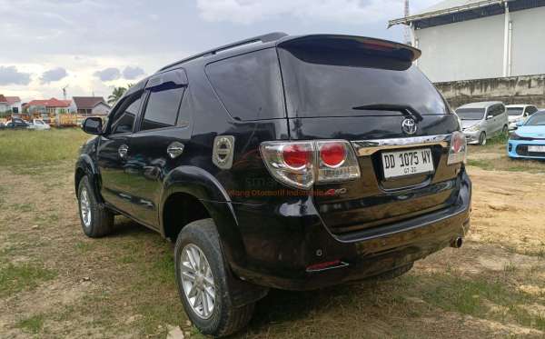 TOYOTA FORTUNER 2.7 G LUX
