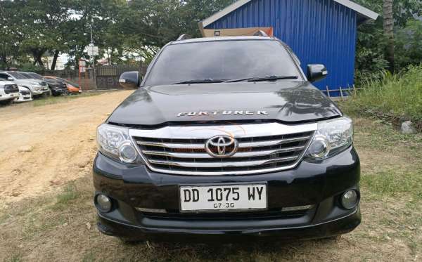 TOYOTA FORTUNER 2.7 G LUX