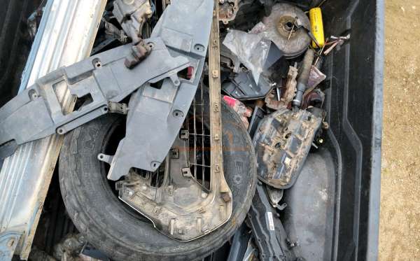 TOYOTA HILUX 2.4G DC 4X4