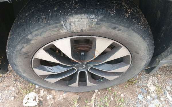 WULING Almaz 1.5LT LUX + SC CVT (4X2) A/T