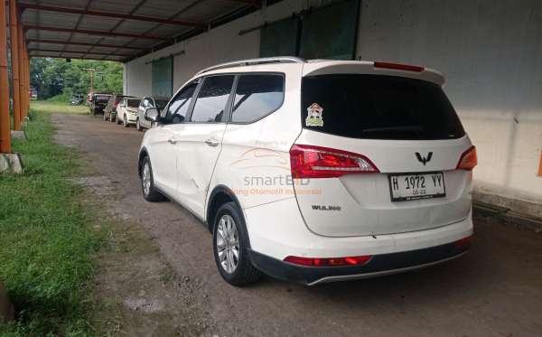 WULING CORTEZ 1.5ST LUX CVT