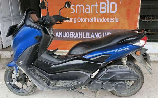 YAMAHA  NMAX