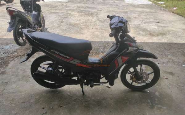 YAMAHA VEGA FORCE DB