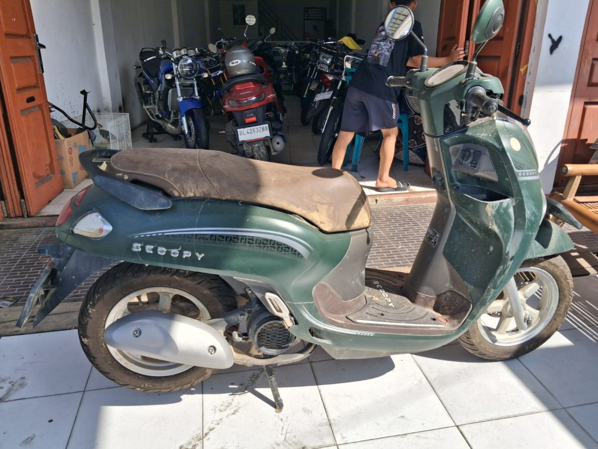 HONDA  SCOOPY