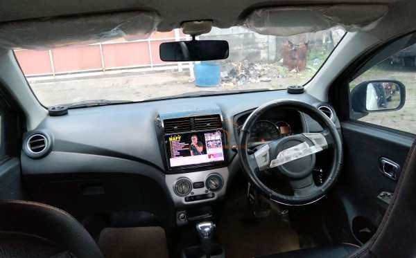 DAIHATSU AYLA 1.0 X