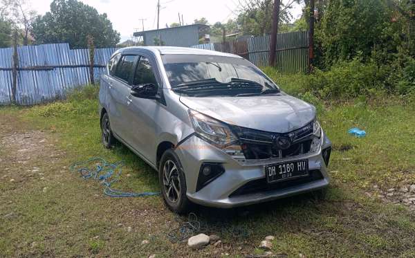 DAIHATSU SIGRA R