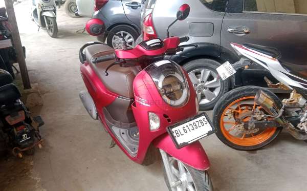 HONDA  SCOOPY PRESTIGE