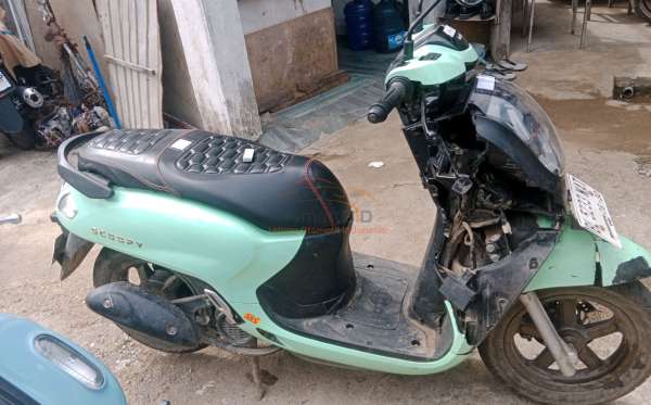 HONDA  SCOOPY