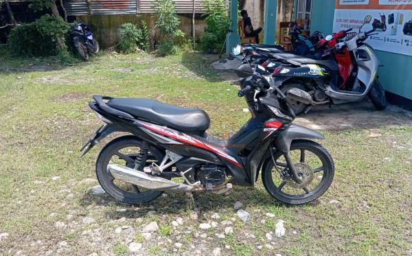 HONDA REVO X